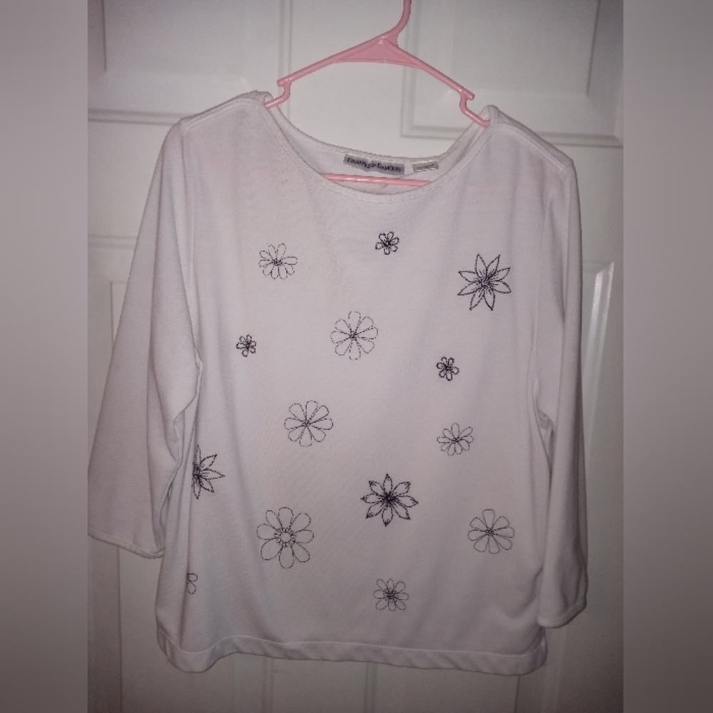 Drapers & Damon's White Shirt with Stitched in  Black Flowers Size Large